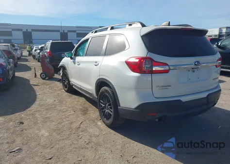 2020 Subaru Ascent Premium из США, поврежденный, VIN 4S4WMAFD7L3431741